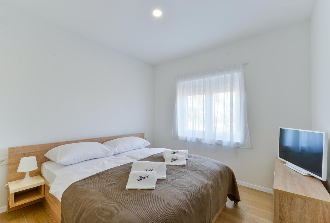 Resort Mirakul Вир Экстерьер фото