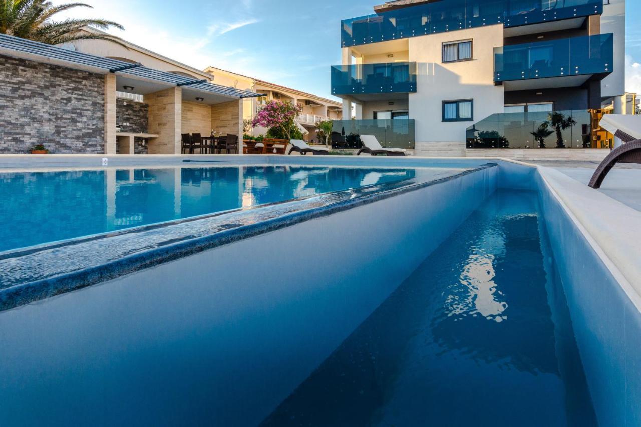 Resort Mirakul Вир Экстерьер фото