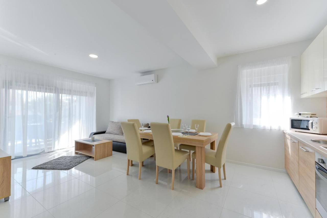 Resort Mirakul Вир Экстерьер фото